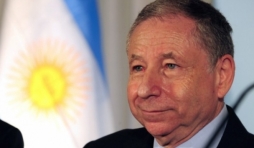 7. Jeant Todt, qui s'autoproclame l'homme le plus laid du monde