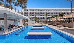 RIU inaugure le nouveau Riu Playa Park à Majorque 