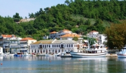 Des vacances alternatives sur l'île émeraude grecque de Thassos