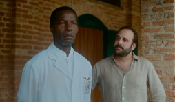 Isaach de Bankolé (D. Mukwege) & Vincent Macaigne (G.-B. Cadière) © « L’Atelier d’Images »