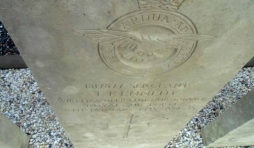 Tombes des equipages des avions de la RAF- Houffalize. Ici, un certain J. Kennedy.