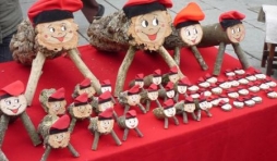 Figurines