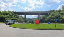 Les piles du pont, qui surplombe la nationale 62, seront aussi réparées. ©Google Street View