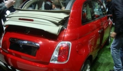 Genève - salon de l'automobile 2009 - là, on ne dirait pas que c'est la crise !